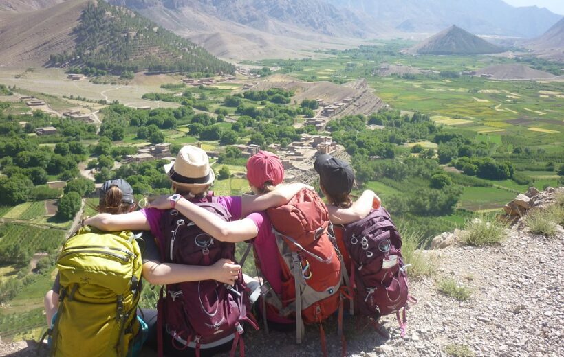 En Famille au Cœur du Haut-Atlas : Sur les Sentiers Ancestraux des Berbères