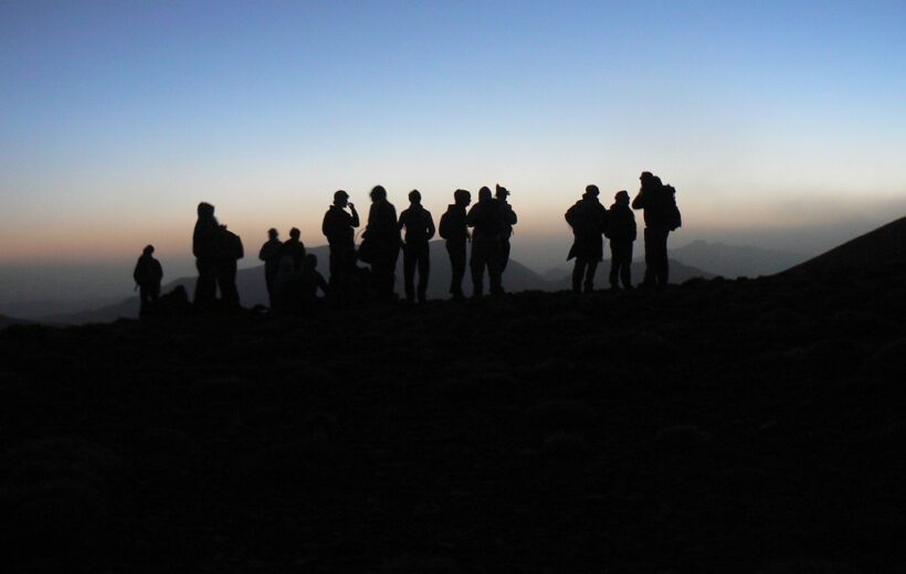 Trésors Berbères et Sommets Majestueux : Trekking Épique au Maroc